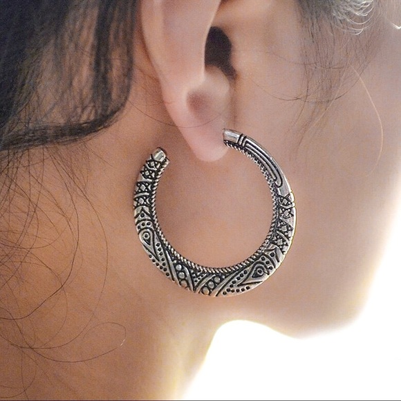 GlitzBlitz Boutique Jewelry - Any 3/$25! Silver Engraved Boho Flat Hoop Earrings